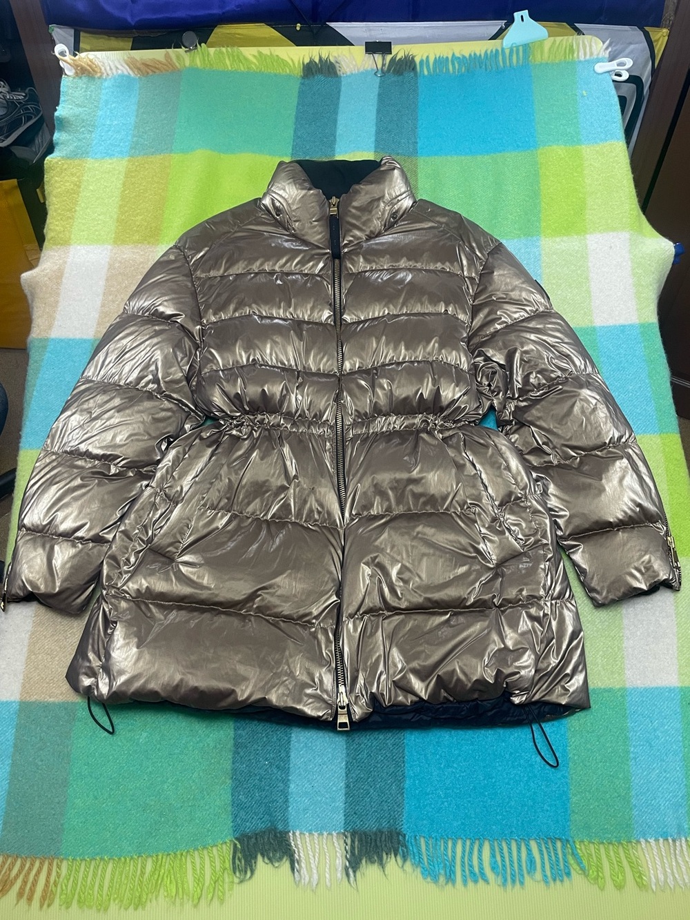 Athleta x Alicia Keys Golden Aura Puffer Jacket Missing Hood Women’s